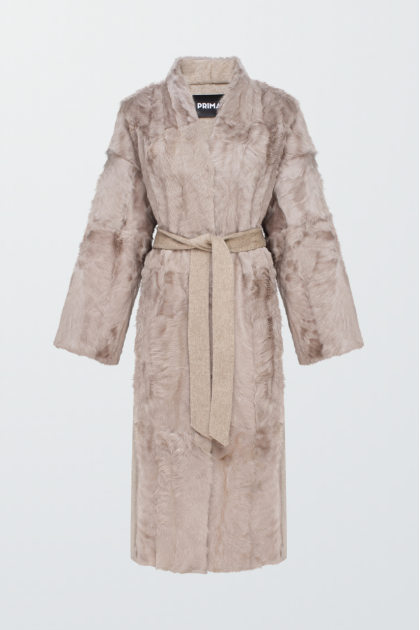 Long coat with lamb fur in beige color