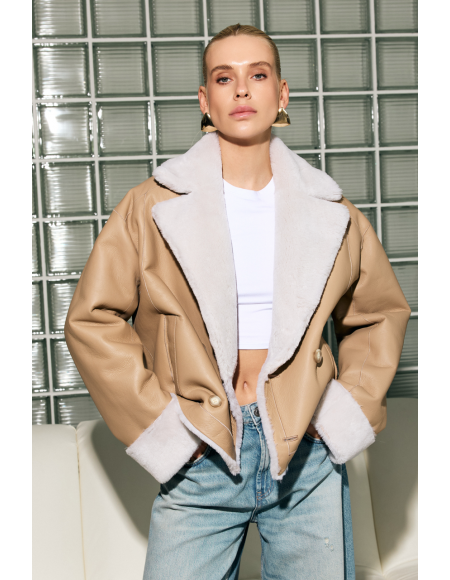 Beige short sheepskin coat