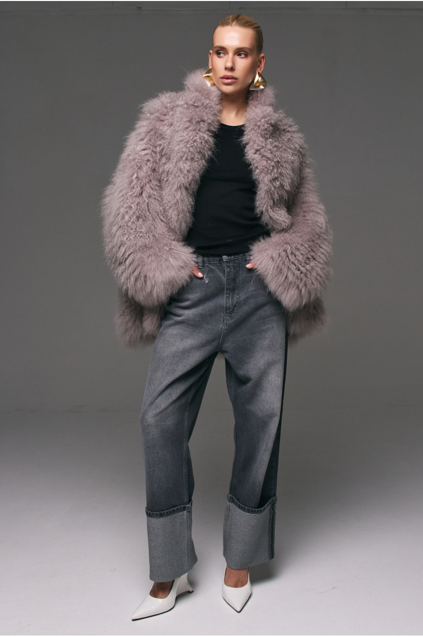 Women's fur coat made of natural cashmere goatskin in gray