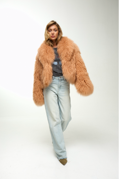 Caramel sheepskin with llama