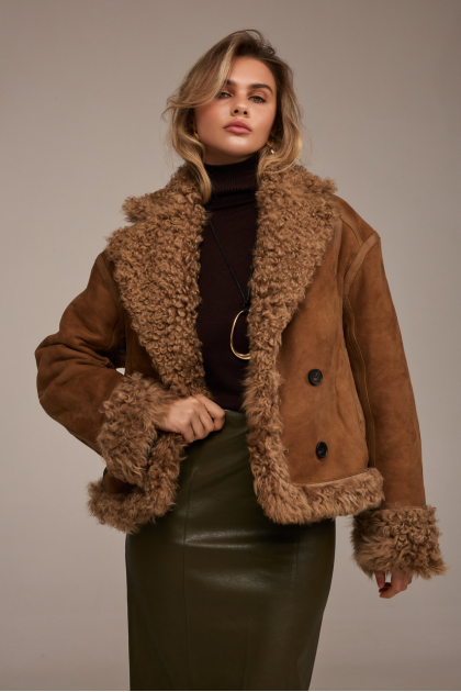 Reversible suede sheepskin coat in camel color