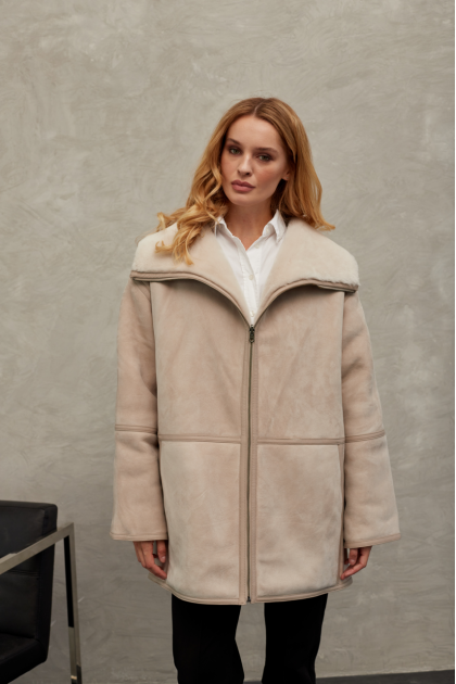 Women's sheepskin coat