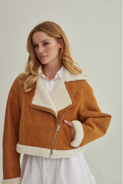 Short brown sheepskin coat