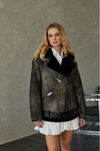 VINTAGE style sheepskin coat