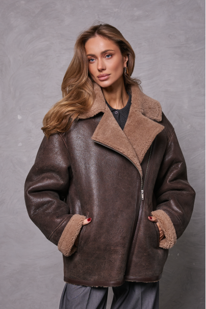 Chocolate-colored sheepskin coat in VINTAGE style