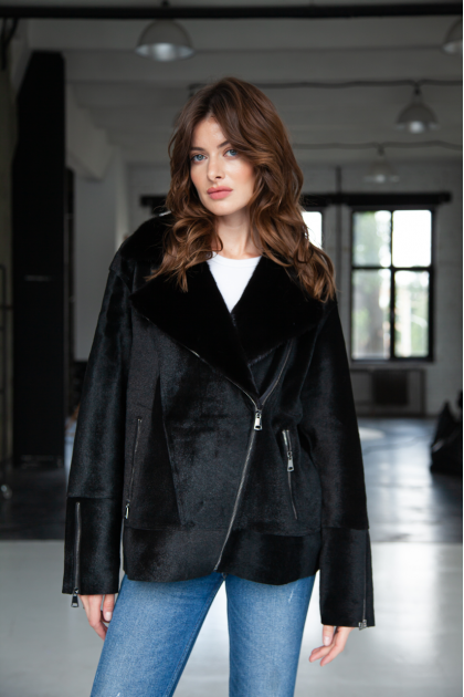 Sheepskin coat with mink