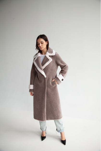 Women's coat made of ECO fur