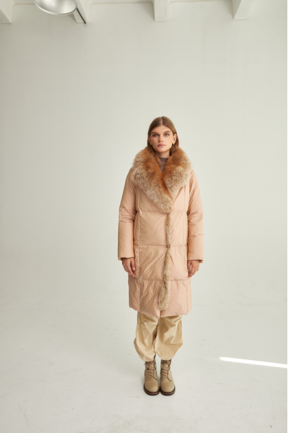 Down jacket with fox fur