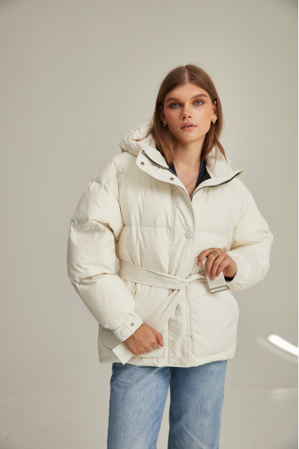 Women's milk-colored down jacket