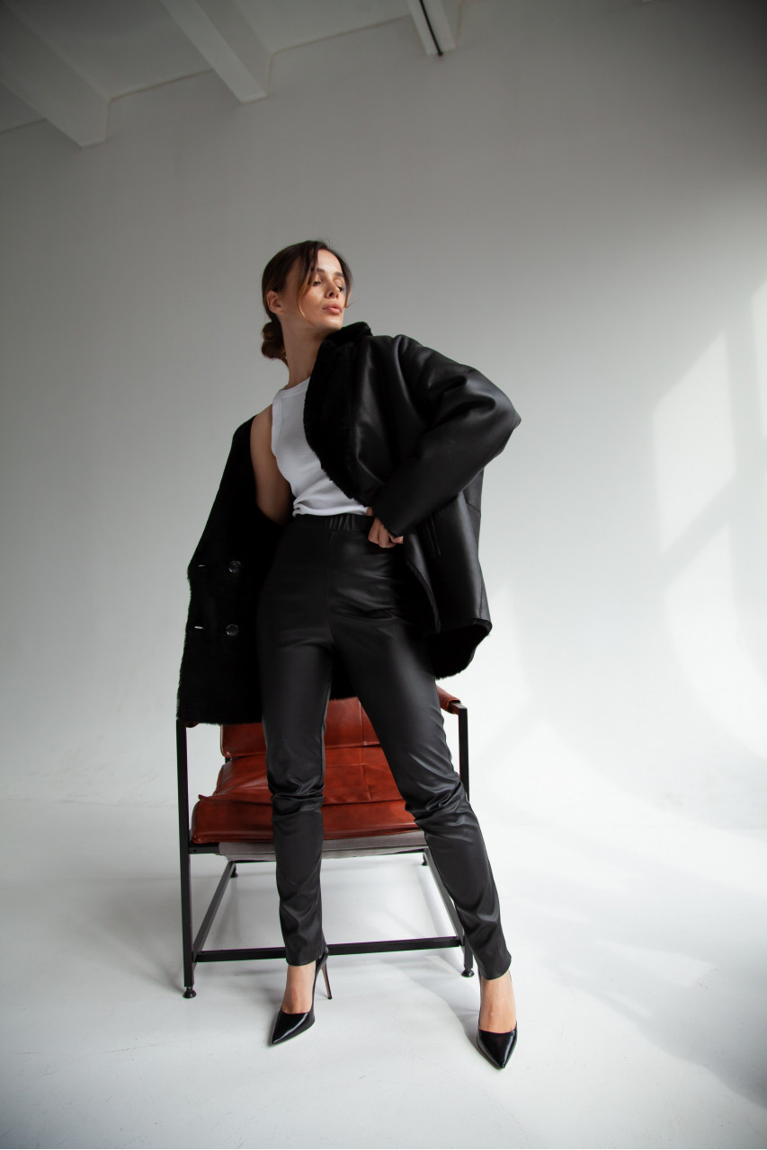 Women's double-sided sheepskin-jacket of black color