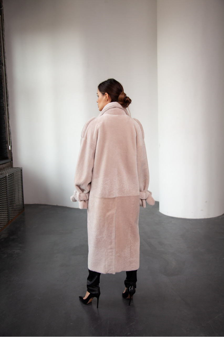 Женская дублёнка-пальто из натуральной овчины в стиле OVERSIZE