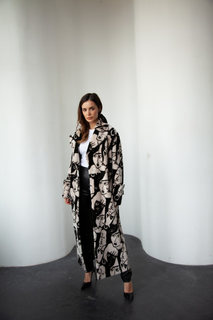 Sheepskin coat with a print