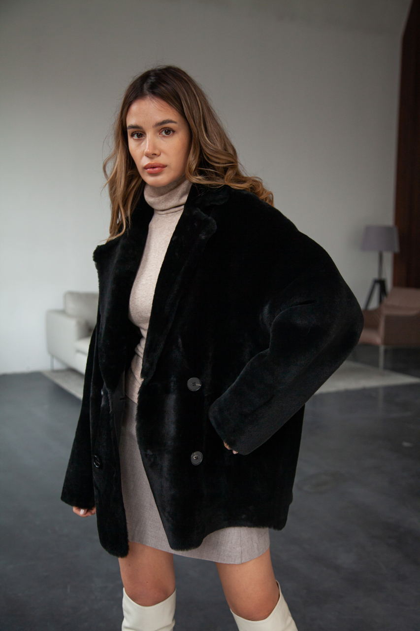 Women's double-sided sheepskin-jacket of black color
