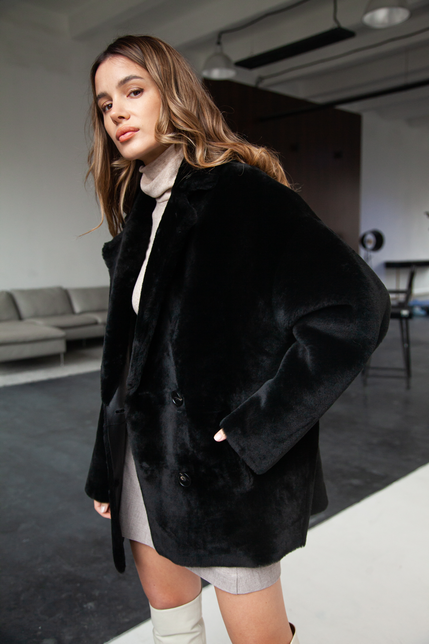 Women's double-sided sheepskin-jacket of black color
