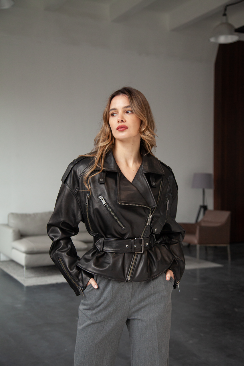 Жіноча куртка OVERSIZE з натуральної шкіри чорного кольору